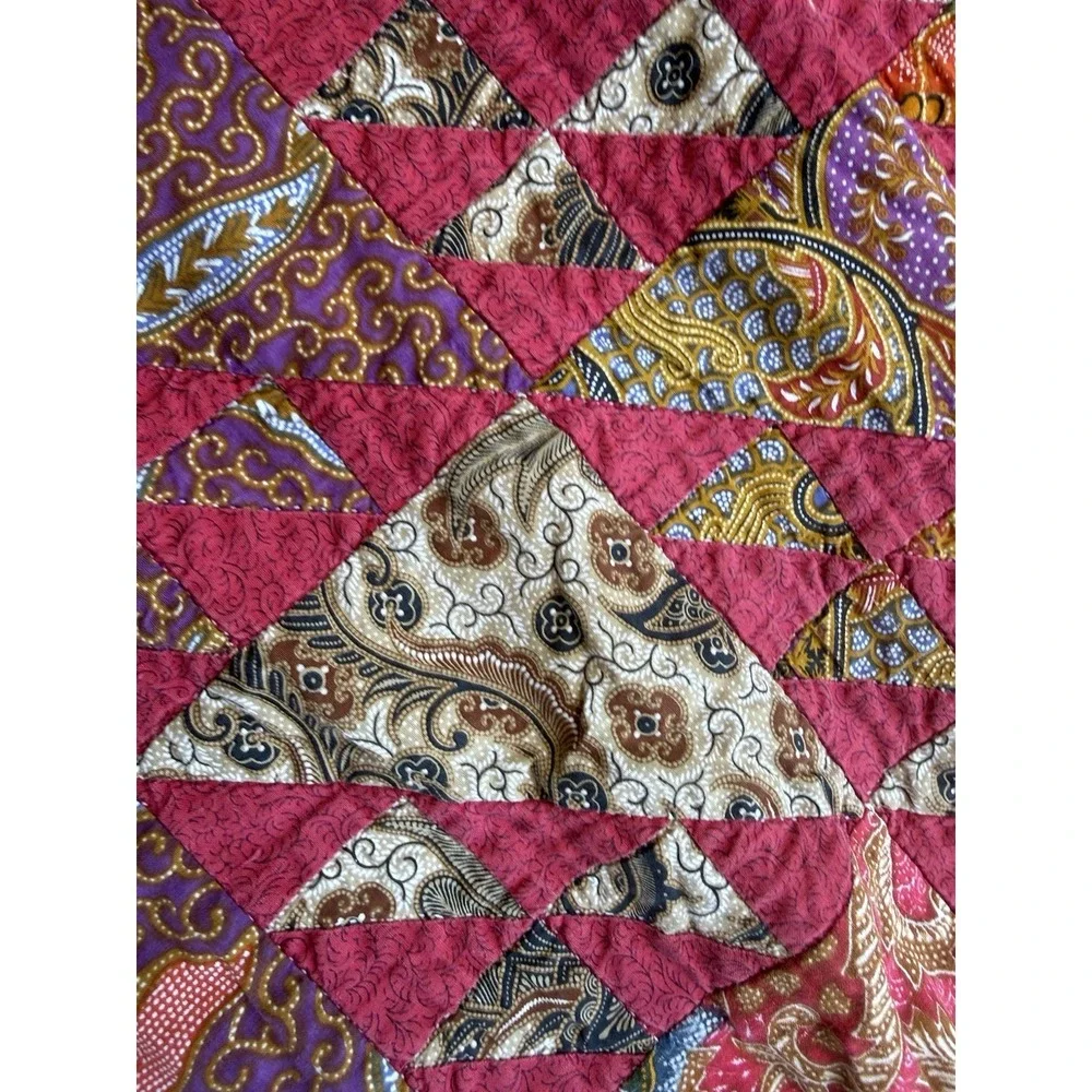 Vintage Handmade Quilt Geometric Triangles Cottagecore 93x80⁠ Queen Size